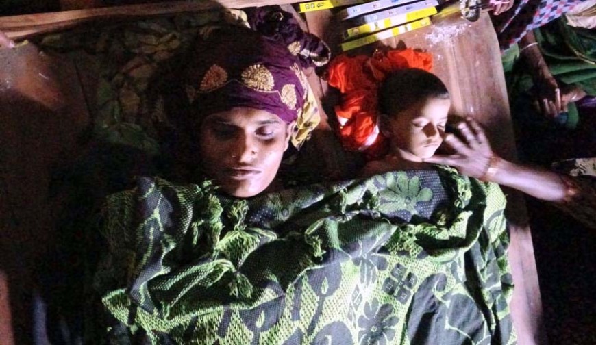 শিশুকন্যাকে হত্যার পর মায়ের আত্মহত্যা