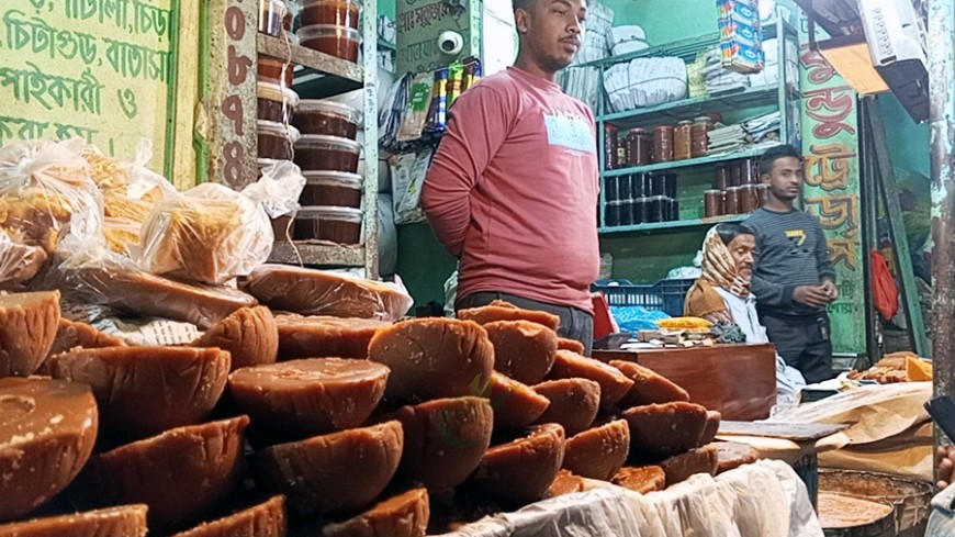 ঐতিহ্যের স্বাদে ভেজালের হানা