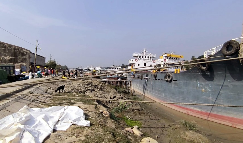 বিপর্যয়ের মুখে নওয়াপাড়ার বাণিজ্য