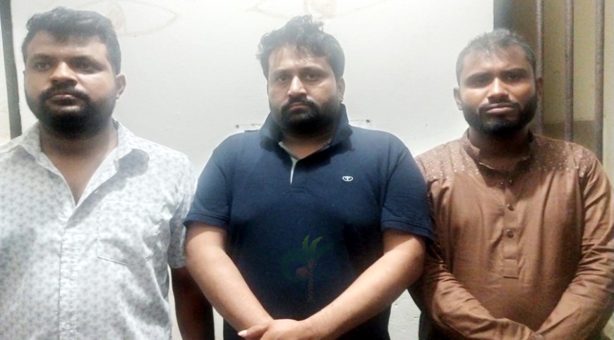ঝিনাইদহে নিষিদ্ধ ছাত্রলীগের কেন্দ্রীয় নেতাসহ তিনজন গ্রেপ্তার