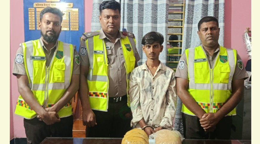 নাভারনে গাঁজাসহ যুবক আটকের দাবি, মোটরসাইকেল জব্দ