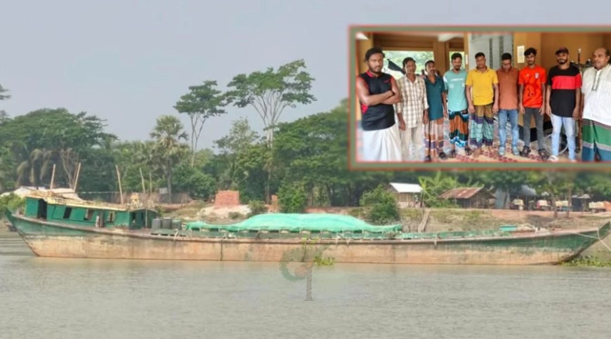 সুন্দরবনে ২৩০ টন বিদেশি কয়লাবোঝাই বাল্কহেড আটক