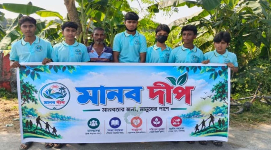 কালীগঞ্জে সড়ক সুরক্ষায় ব্যতিক্রমী পরিচ্ছন্নতা অভিযানে মানবদীপ