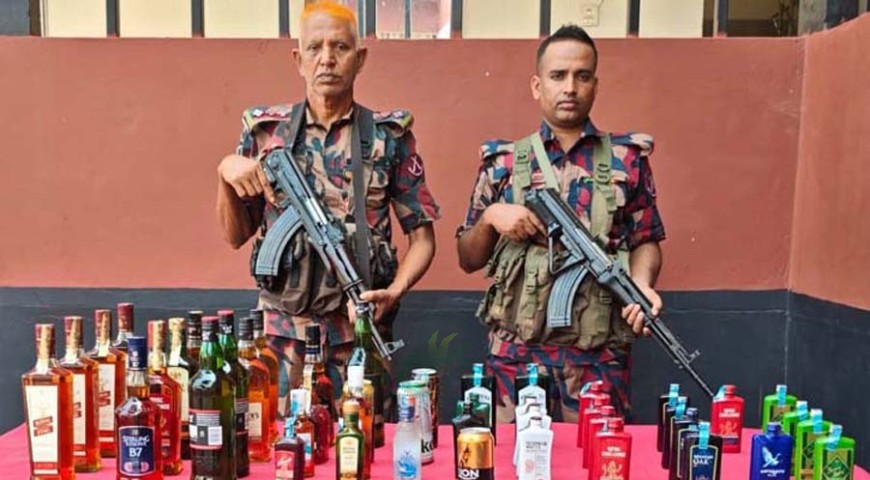 বেনাপোল সীমান্তে চার লাখ টাকার চোরাচালানি পণ্য জব্দ
