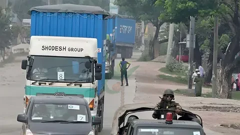 কঠোর নিরাপত্তায় রূপপুরে নেওয়া হচ্ছে ইউরেনিয়াম