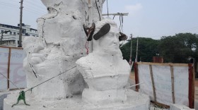 বীরশ্রেষ্ঠ হামিদুর রহমানের ভাস্কর্যে জুতার মালা, তীব্র ক্ষোভ