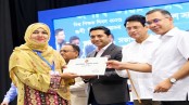 'গুণী শিক্ষক সম্মাননা ২০২৬' পেলেন যশোরের মারুফা