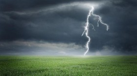 ক্ষেতেই পড়েছিল বজ্রাঘাতে নিহতের লাশ