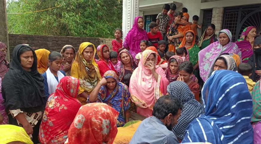 মহেশপুরে বজ্রপাতে গৃহবধূর মৃত্যু