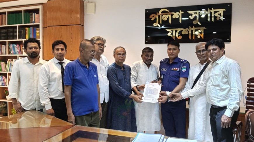 ফুলচাষীদের ওপর হামলার ঘটনায় স্মারকলিপি