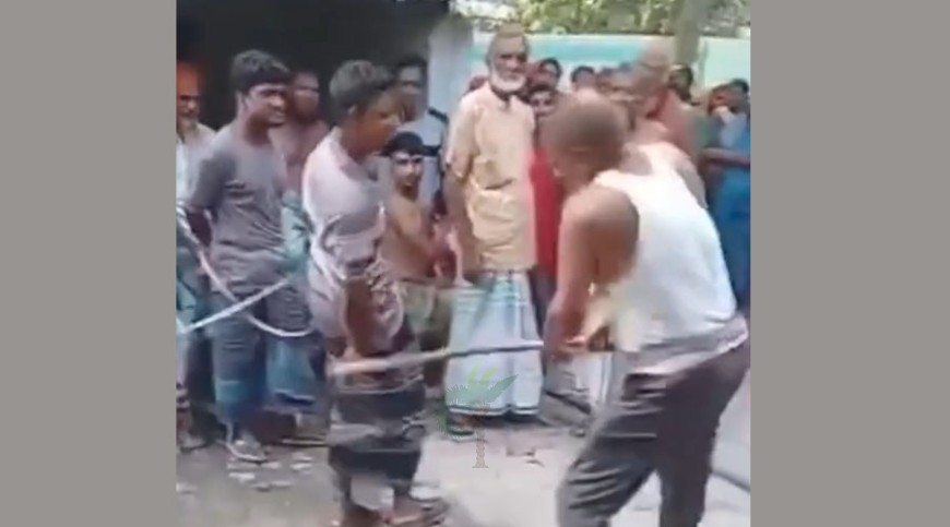 তিন যুবককে বর্বর নির্যাতন, সামাজিক মাধ্যমে ভাইরাল