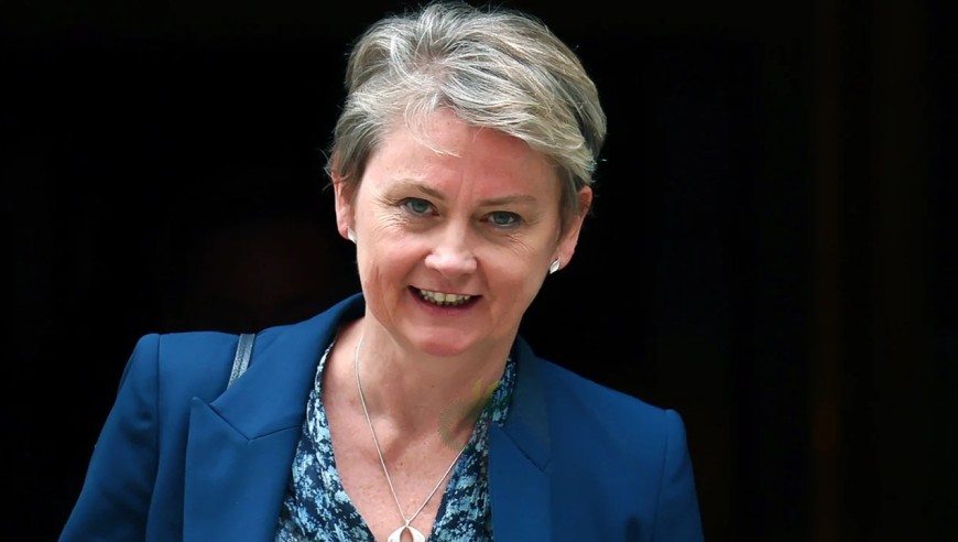 হরমুজ প্রণালি খুলে দিতে ইরানের প্রতি যুক্তরাজ্যের আহ্বান