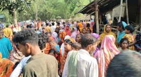 দম্পতির গলাকাটা লাশ উদ্ধার, পাশে পড়ে ছিল দুই ছেলে–মেয়ের নিথর দেহ