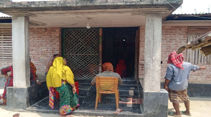 মণিরামপুরে গৃহবধূকে মারধর করে টাকা লুটের অভিযোগ