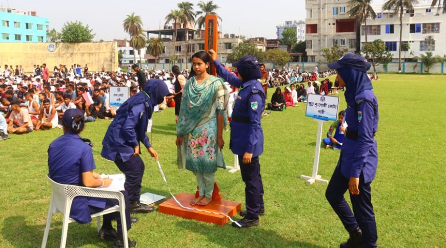 যশোরে পুলিশ কনস্টেবল নিয়োগ পরীক্ষা শুরু