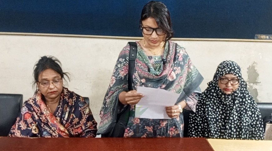 ভাইয়ের বিরুদ্ধে পৈত্রিক সম্পত্তি আত্মসাতের অভিযোগ বোনদের