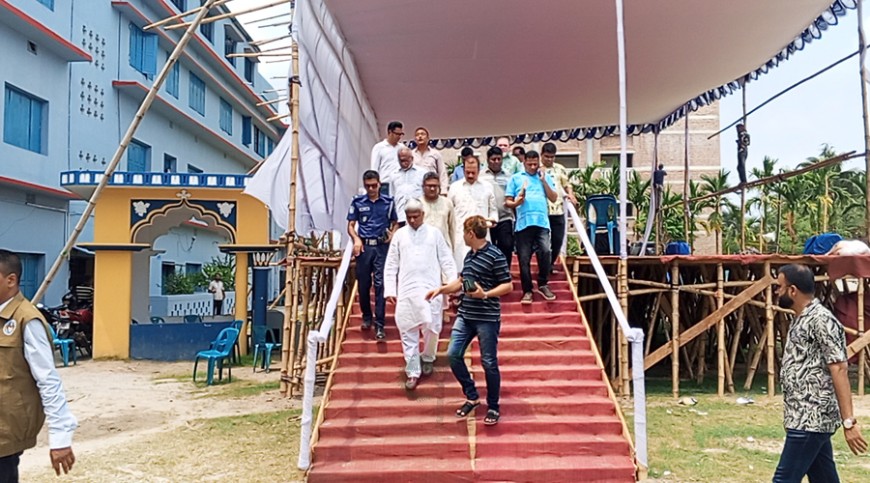 প্রধানমন্ত্রীর জনসভামঞ্চ পরিদর্শন করলেন অমিত