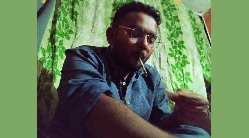 ইবির বৈষম্যবিরোধী নেতার মাদক সেবনের ছবি, বললেন ‘অভিনয়’