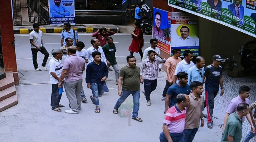 খুলনা প্রেসক্লাবে ঢুকে হামলার ঘটনায় আজ মানববন্ধন