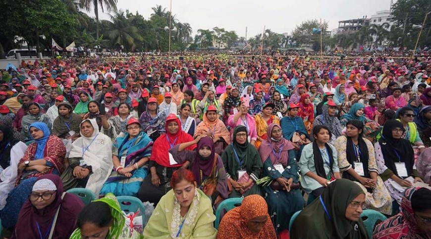 জনসভায় নেতাকর্মীদের রঙিন উপস্থিতি, জনস্রোত