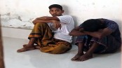 তালায় গাঁজাসহ দুই যুবককে ধরে পুলিশে দিলো জনতা