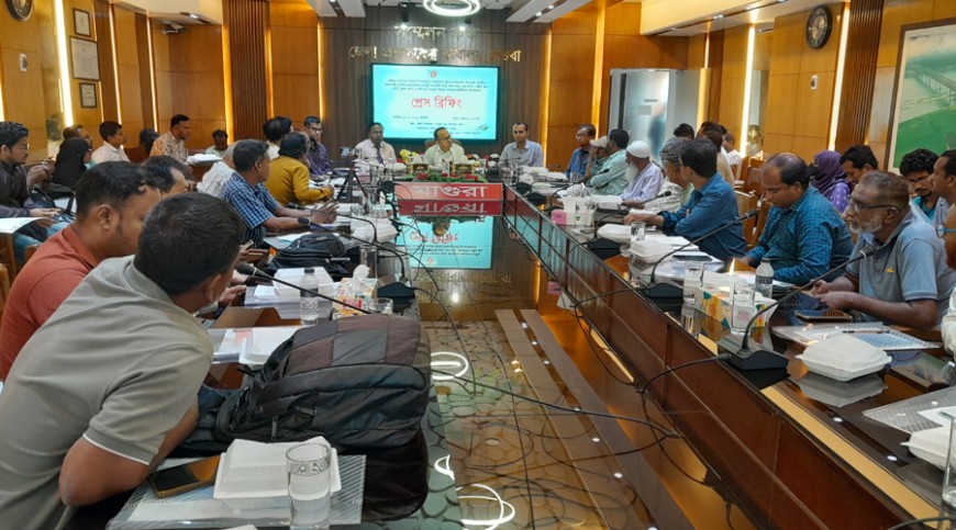 মাগুরায় সরকারের নির্বাচনী ইশতেহার বাস্তবায়নে প্রেস ব্রিফিং