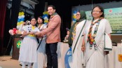 সাংবাদিক কন্যাসহ যশোরের পাঁচজন পেলো 'নীল কমল অ্যাওয়ার্ড'