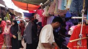 ঈদকে ঘিরে জমে উঠেছে কেনাকাটা