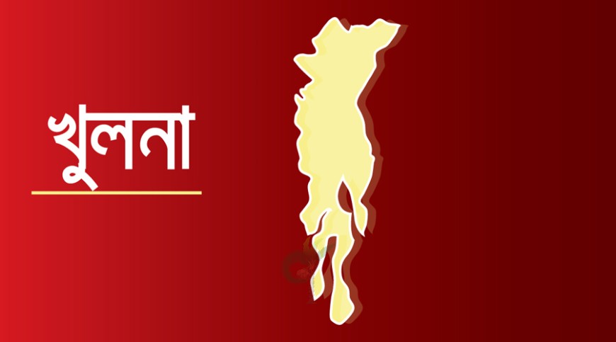 কয়রায় গরুবোঝাই নছিমন উল্টে ব্যবসায়ী নিহত, শিশুসহ আহত ৩