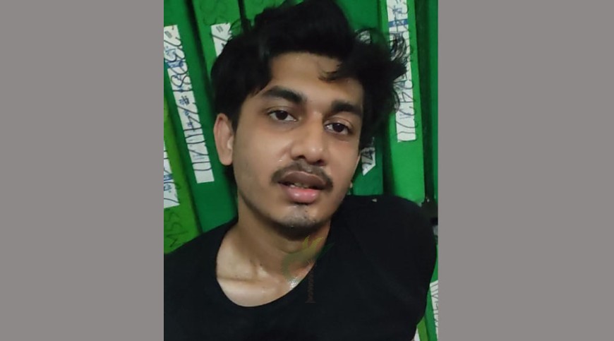 পাইকগাছায় জাল ‘সেলফিন’ দিয়ে টাকা উত্তোলনের চেষ্টা, যুবক আটক