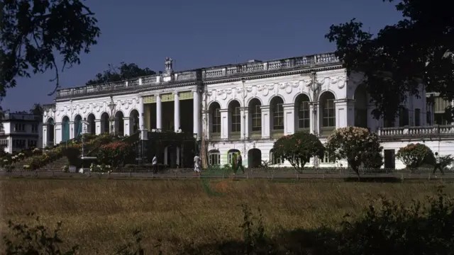 পশ্চিমবঙ্গের ৫৮ শতাংশ বিধায়কের বিরুদ্ধে গুরুতর ফৌজদারি মামলা