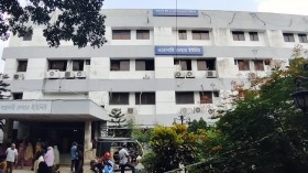 তালাবদ্ধ আইসিইউ, কোটি টাকার যন্ত্রপাতি হয়েছে ‘শো-পিস’