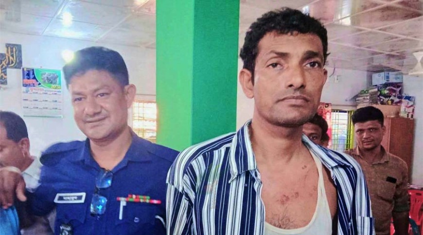 শ্যামনগরে চেম্বারে শিশুকে যৌন হয়রানি, চিকিৎসককে গণধোলাই