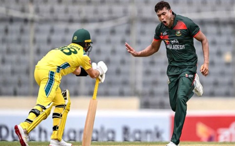 অস্ট্রেলিয়াকে হারিয়ে ঐতিহাসিক সিরিজ জয় বাংলাদেশের