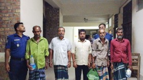 আদালতের বারান্দায় বাদীকে মারপিট, নয়জনকে তাৎক্ষণিক সাজা