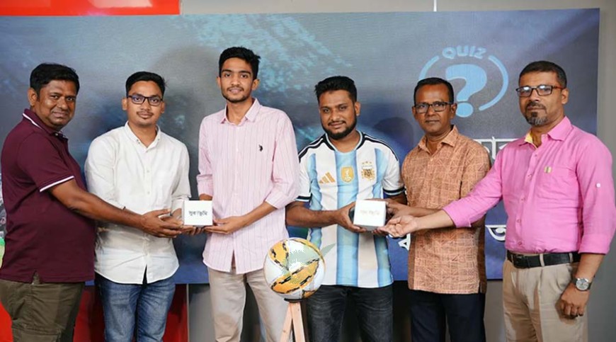 সুবর্ণভূমি কুইজ ও প্রেডিকশন প্রতিযোগিতায় পুরস্কারপ্রাপ্তরা বিশ্বকাপ আড্ডায়