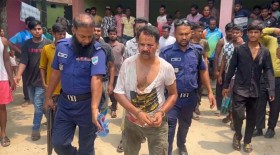 অস্ত্র গুলিসহ যুবক আটক, সংঘবদ্ধ পিটুনির পর পুলিশে সোপর্দ