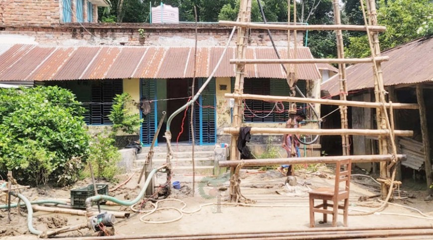হাইকোর্টের নিষেধাজ্ঞা অমান্য করে স্থাপনা নির্মাণের অভিযোগ