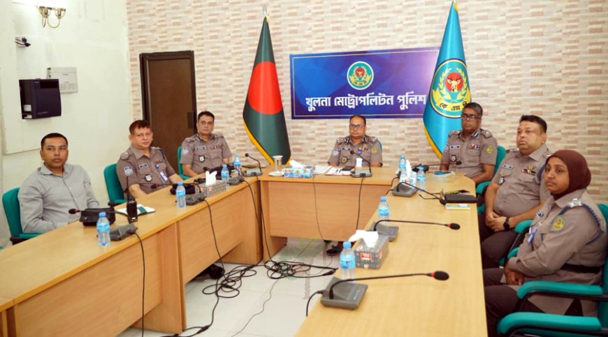 খুলনায় ৮৩৪ শীর্ষ ‘অপরাধীকে’ ধরতে মাঠে যৌথ বাহিনী