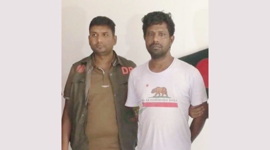 চিহ্নিত সন্ত্রাসী খোড়া কামরুলের অস্ত্র মামলায় দুই দিনের রিমান্ড