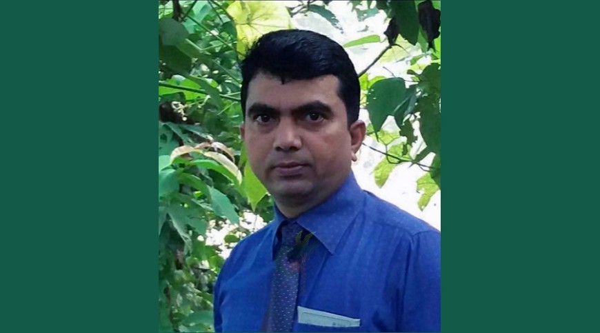 স্কুল মাড়াননি একদিনও, বেতন নিচ্ছেন ১৭ বছর ধরে!
