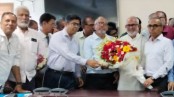 খুলনা ওয়াসা চেয়ারম্যানের দায়িত্ব নিলেন মনিরুজ্জামান