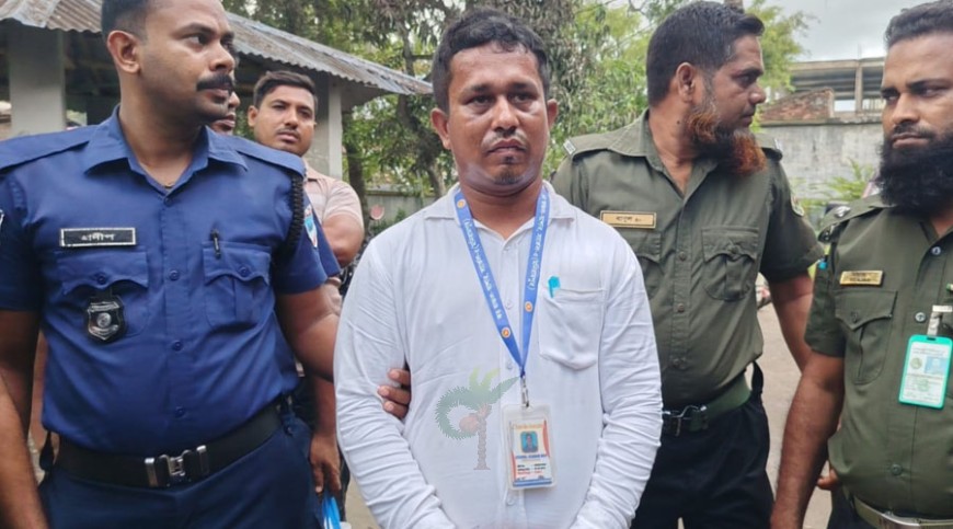 ভুয়া আয়কর অফিসারের ছয় মাসের কারাদণ্ড