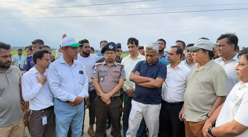 বন্যাকবলিত খাগড়াছড়ির দুর্গম এলাকায় প্রতিমন্ত্রী অমিত