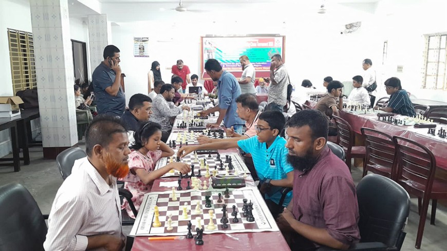 মাগুরায় দুই দিনব্যাপী আন্তর্জাতিক রেটিং দাবা শুরু