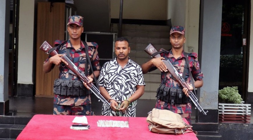 যশোরে রুপাসহ এক ব্যক্তি আটকের দাবি