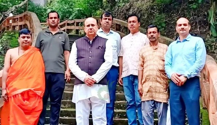ভারতীয় কূটনীতিক আকস্মিক সফরে চন্দ্রনাথ ধামে, জানে না প্রশাসন