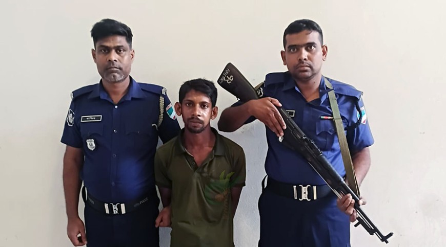হাতকড়া পরা অবস্থায় ফাঁড়ি থেকে পলায়ন, ফের গ্রেপ্তার
