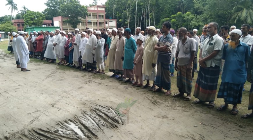 লোহাগড়ায় খামেনির গায়েবানা জানাজা অনুষ্ঠিত