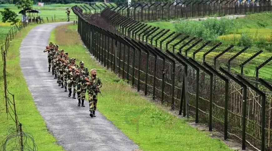 সীমান্তে বর্বরতা থামাতে আন্তর্জাতিক দরবারে যাওয়ার সময় এখনই